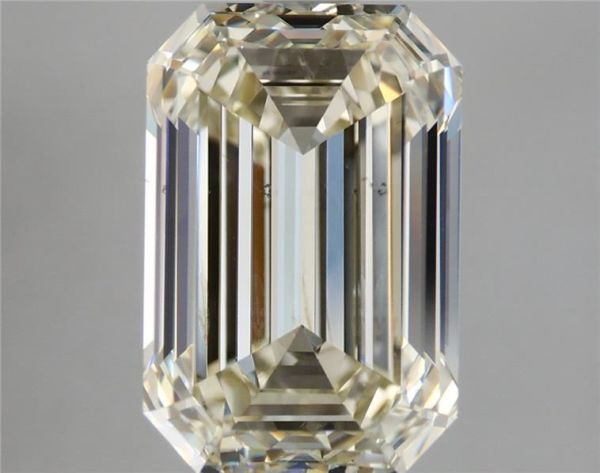 528227812 - 6 carat  natural diamond