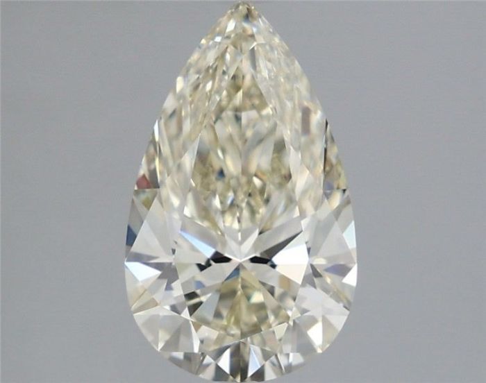 671474914 - 2 carat  natural diamond