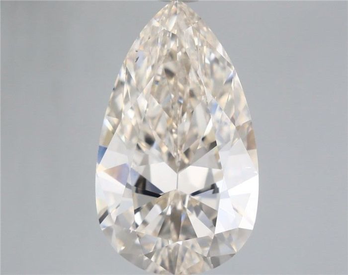 635478048 - 7 carat  natural diamond