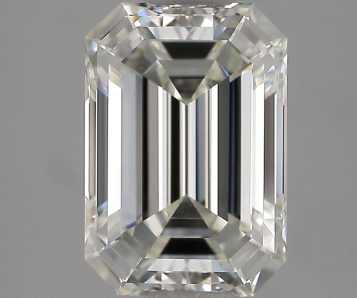 2518104782 - 2 carat  natural diamond