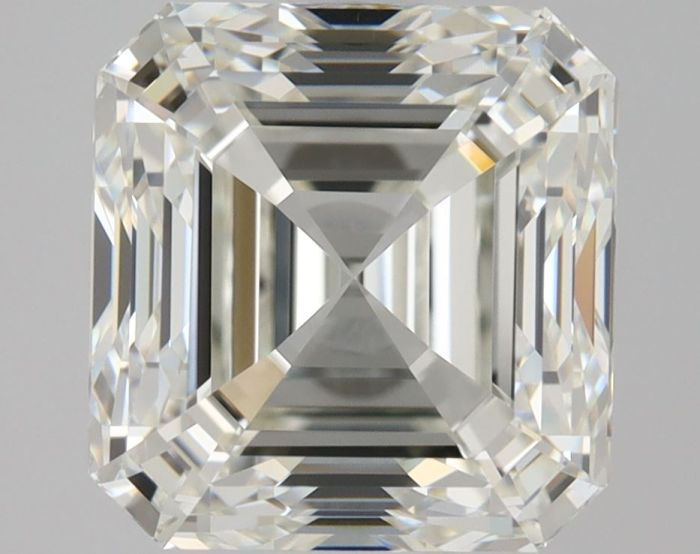 5476613442 - 2 carat  natural diamond