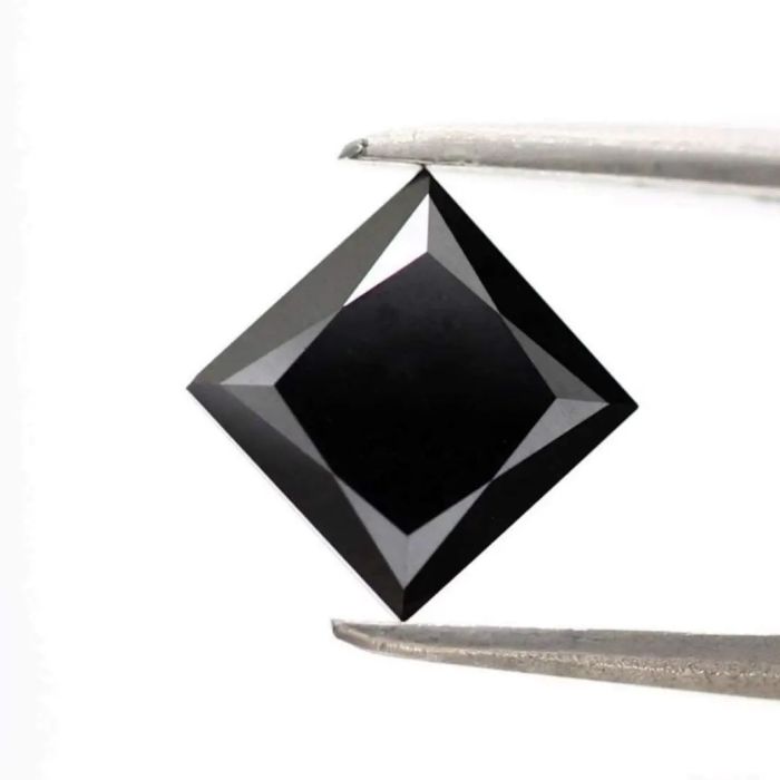 636435133 - 3 carat  natural diamond