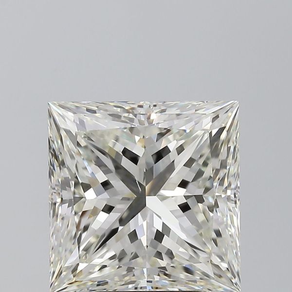 146466152 - 5 carat  natural diamond