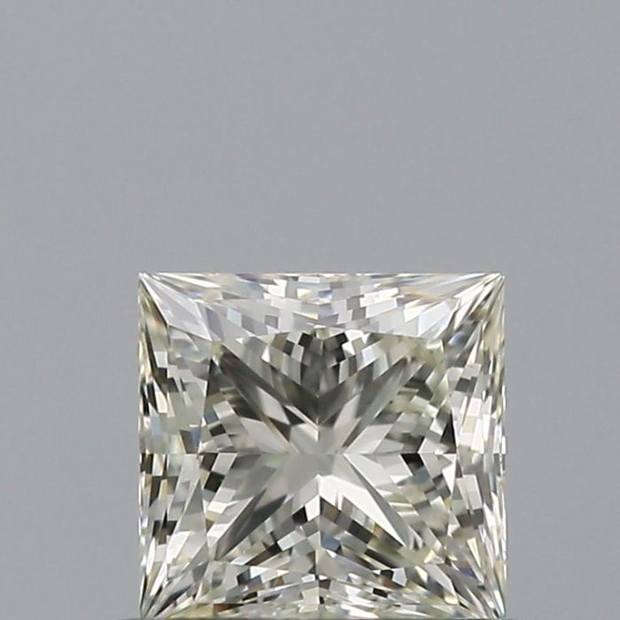 7506652538 - 0.5 carat  natural diamond