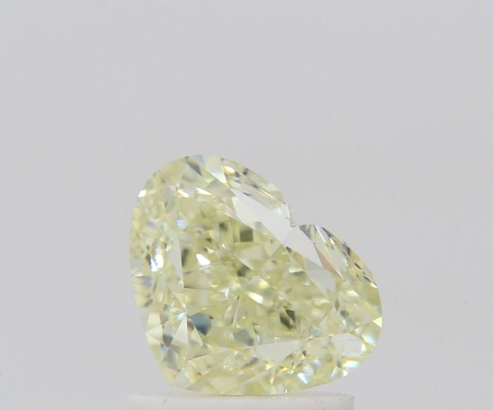 6451900378 - 1.5 carat  natural diamond