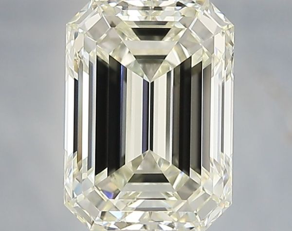 668429154 - 2 carat  natural diamond