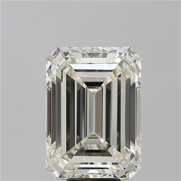 632438217 - 9 carat  natural diamond