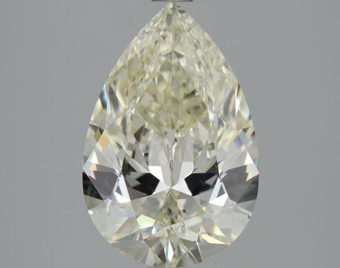 5456135404 - 2 carat  natural diamond