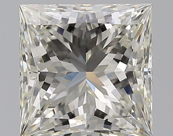 6227347537 - 2 carat  natural diamond