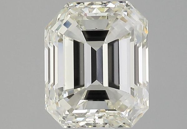 2225515641 - 4 carat  natural diamond