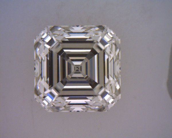 2337898621 - 1 carat  natural diamond