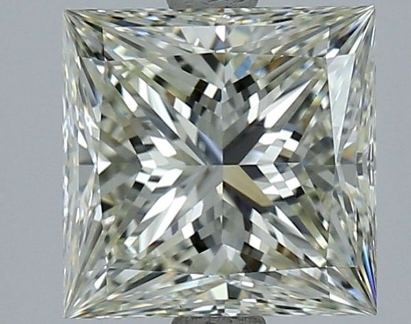 7491189051 - 3 carat  natural diamond