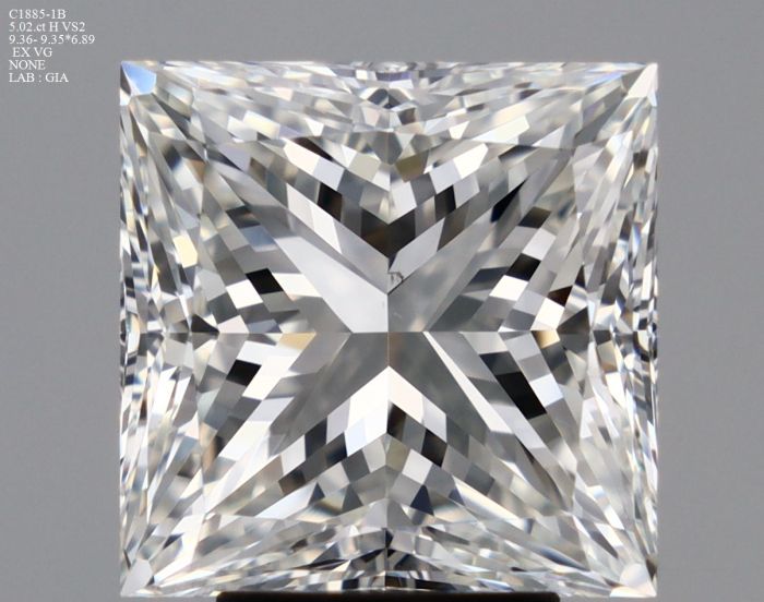 2487403077 - 5 carat  natural diamond