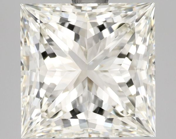 635456815 - 3 carat  natural diamond
