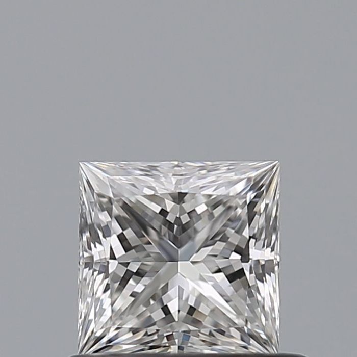 3515316944 - 0.5 carat  natural diamond