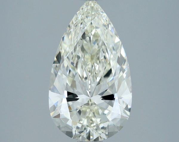 669473976 - 2 carat  natural diamond