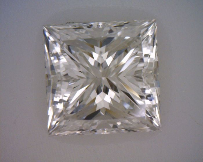 1395888745 - 1.5 carat  natural diamond