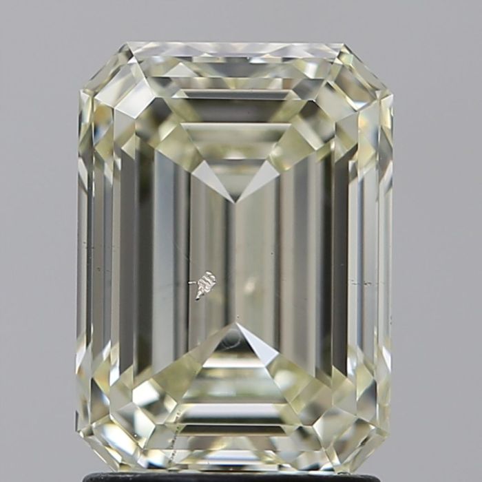 663411084 - 2 carat  natural diamond