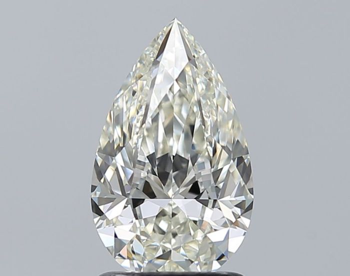 5456404416 - 1.5 carat  natural diamond