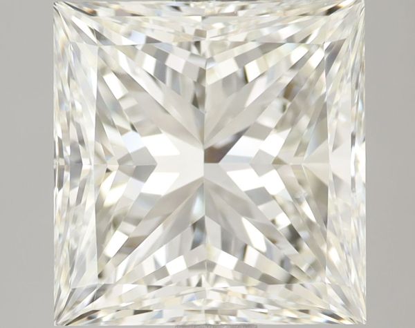 641404370 - 3 carat  natural diamond
