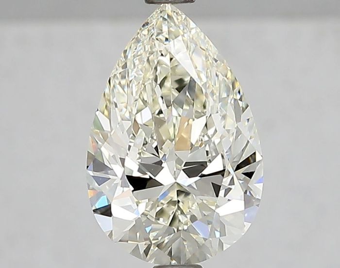7423887661 - 2 carat  natural diamond