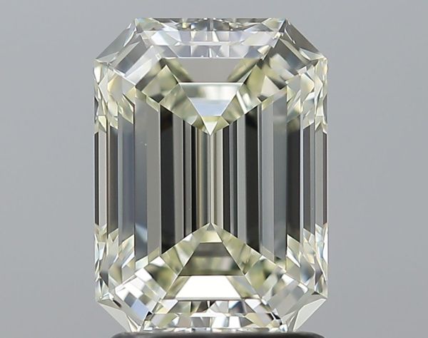 564382974 - 2 carat  natural diamond