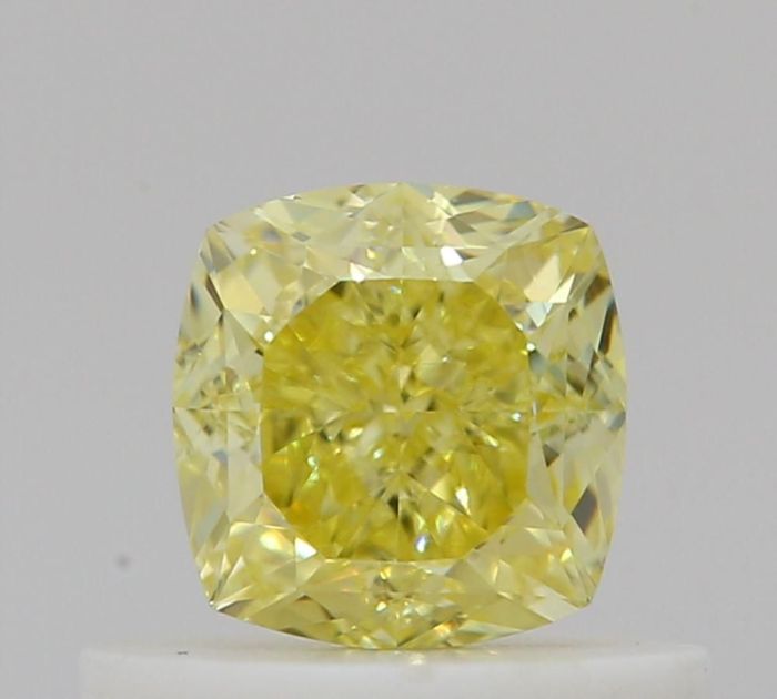 6495857034 - 0.5 carat  natural diamond