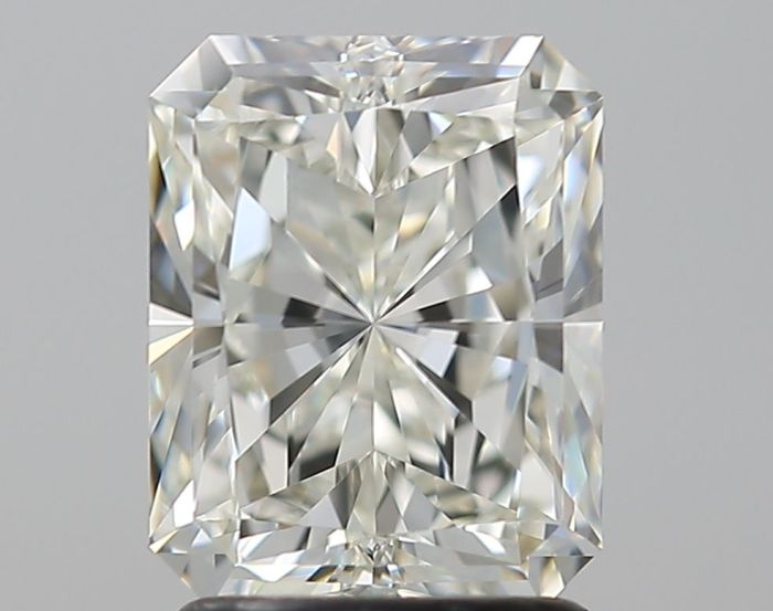 5466091956 - 2 carat  natural diamond