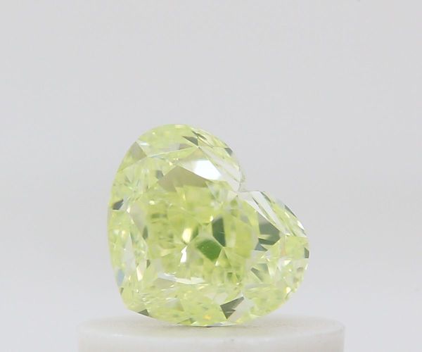 2466314819 - 0.5 carat  natural diamond
