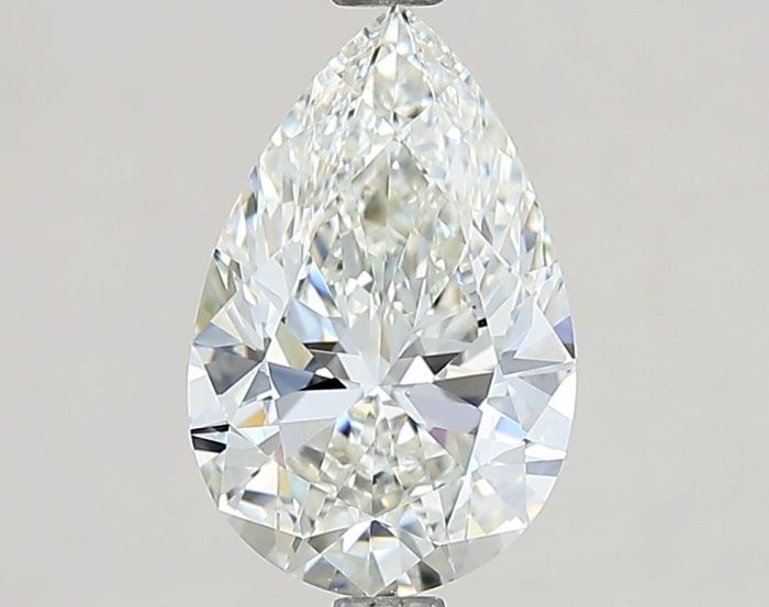 7431758385 - 2 carat  natural diamond