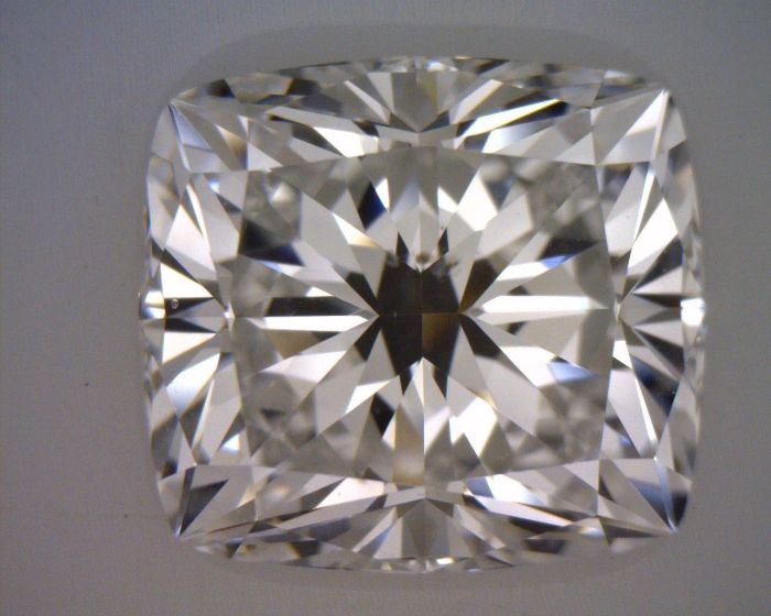2398232933 - 3 carat  natural diamond