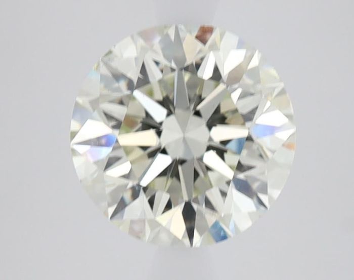 648401464 - 2 carat  natural diamond