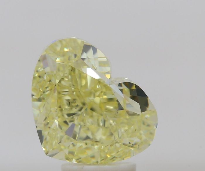 2454525623 - 5 carat  natural diamond