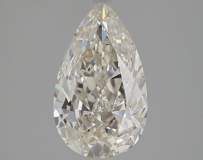 5476023038 - 2 carat  natural diamond