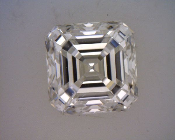 2195648772 - 1 carat  natural diamond