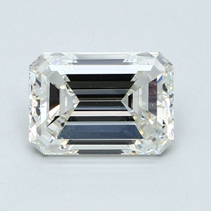 2231035024 - 2 carat  natural diamond