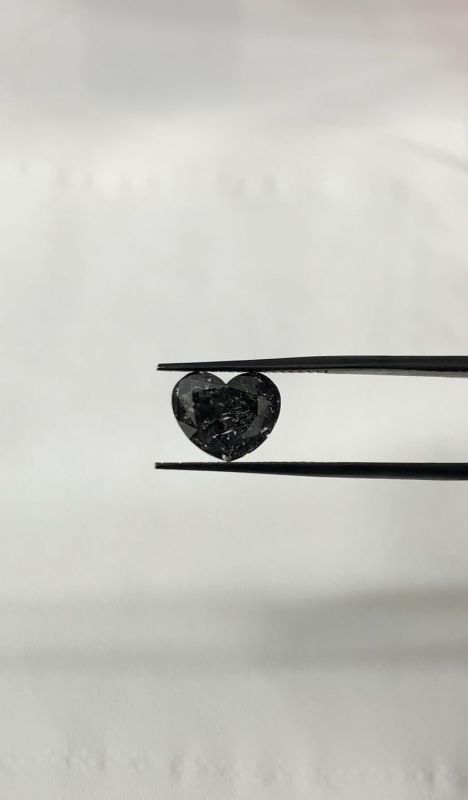 2235355102 - 3 carat  natural diamond