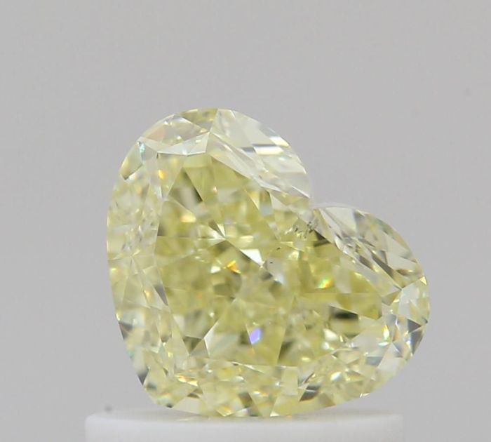 1497971208 - 1 carat  natural diamond