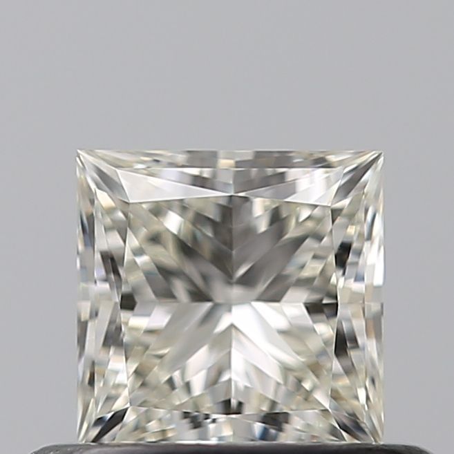 1505579670 - 0.5 carat  natural diamond