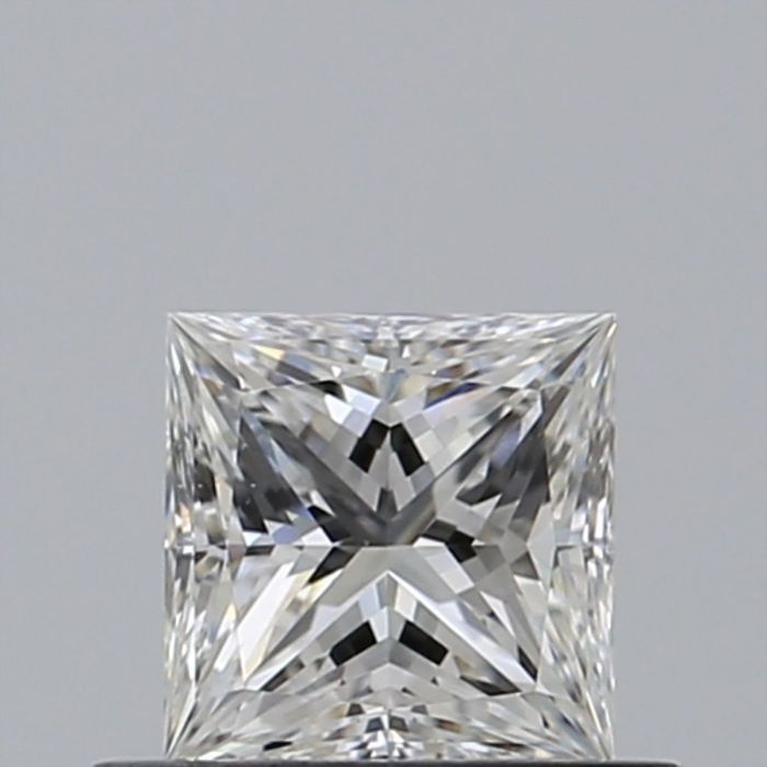 2225837527 - 0.5 carat  natural diamond