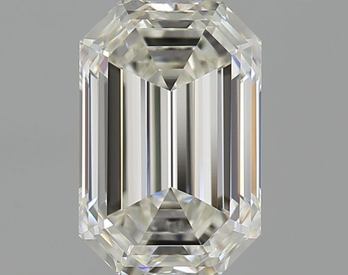 647428383 - 1.5 carat  natural diamond