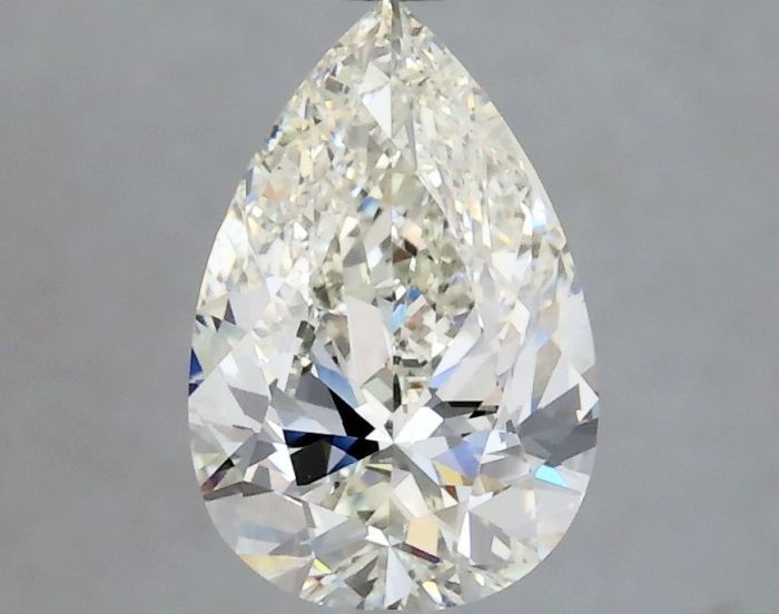 7492856353 - 2 carat  natural diamond