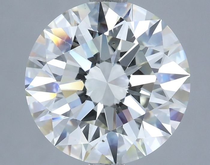 641404450 - 5 carat  natural diamond