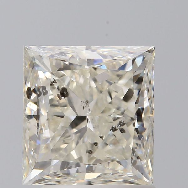 476170888 - 2 carat  natural diamond