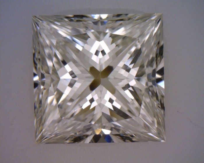 1136166280 - 2 carat  natural diamond
