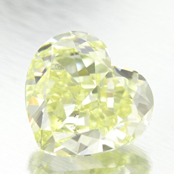 2145960684 - 5 carat  natural diamond