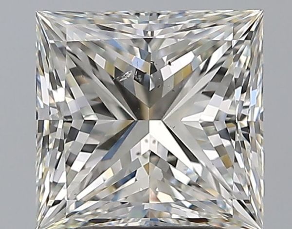 6471466135 - 3 carat  natural diamond