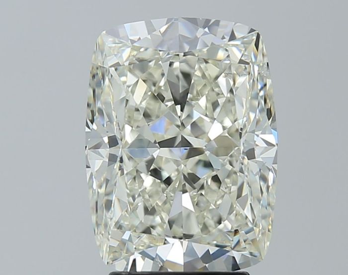 6237435871 - 4 carat  natural diamond