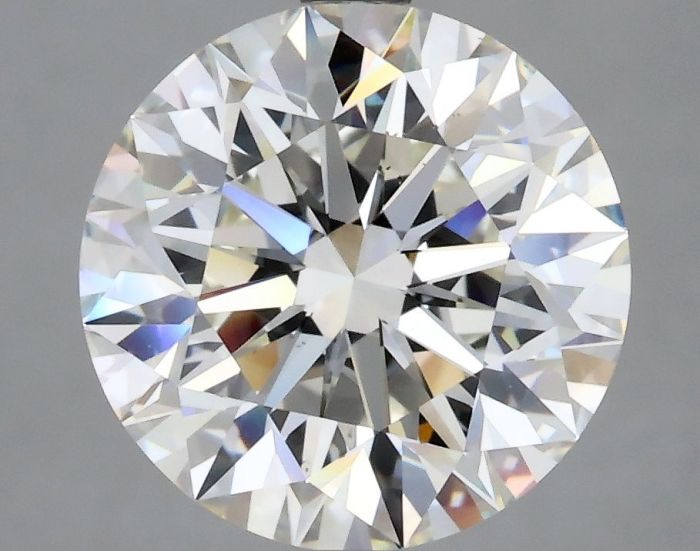 2496459079 - 4 carat  natural diamond