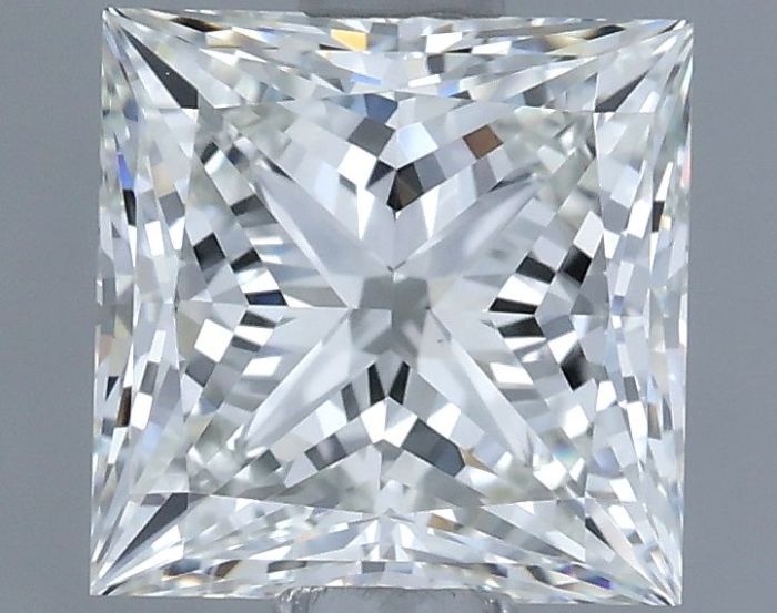 667428933 - 1.5 carat  natural diamond